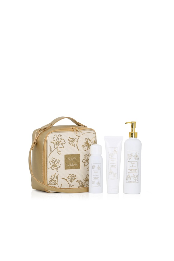 trousse under the jasmin